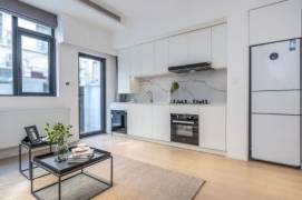 Cozy 1Br w. Yard&Floor heating W. Nanjing Rd Station