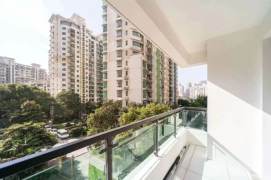 Morden 3brs with balcony and floor heating  beside Su zhou river