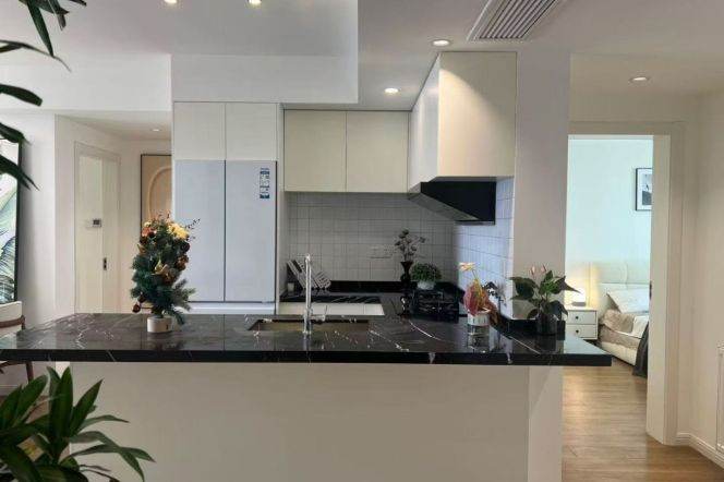 brand new 3brs floor heating modern furniture in Zhong shan park 