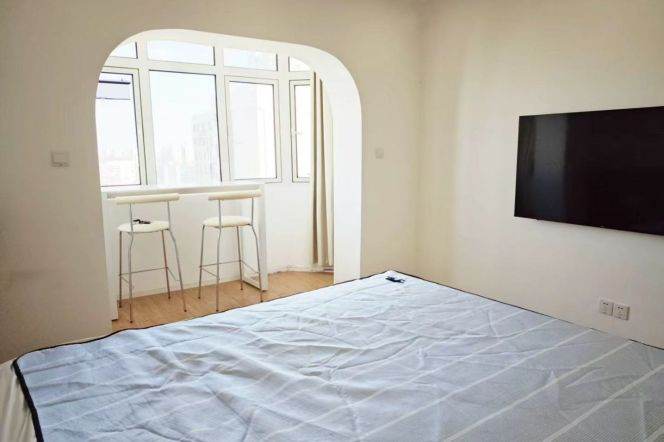 Beautiful high-rise 1 BR w amazing view / near Hengshan rd