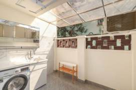 Nice yard 2Brs/1Lr/1Bt apt nr Changping rd,M7/13