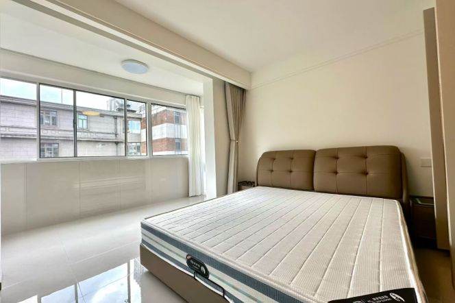 modern 2brs floor heating modern furniture near IAPM and line 1,10,12 