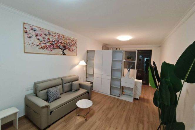 Nice 1br with garden near line2 &East China Normal University for long&short rent