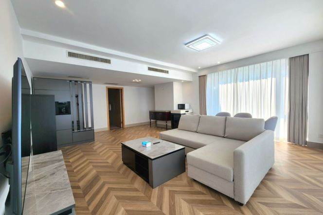 Hengshan rd/tianping rd 2br2bath130sqm