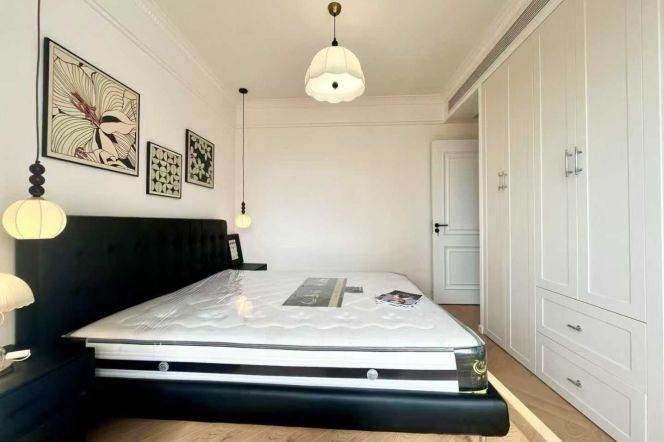 Modern 1br 1lr/elevator/bright room/cozy&clean,Caoyang rd@L3/4/11/14