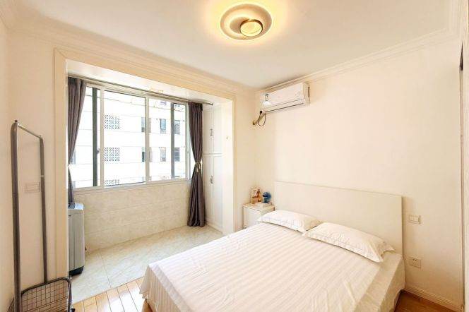 Caoyang rd 1BR 1LR@L3/4/11/14,bright room/cozy&clean/brand furniture