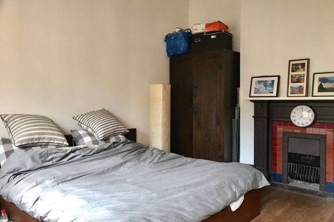 1 br near L1/L10/L12 south Shaanxi Rd station