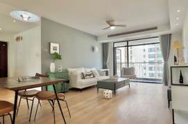 Super nice modern 3 br 15.5K great view with central AC & big oven M3/4 Zhongtan Rd. 