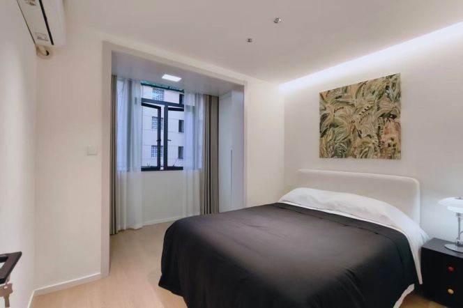 Jiaotong uni 1BR 1LR@L10/11,bright room/Nice deco&location