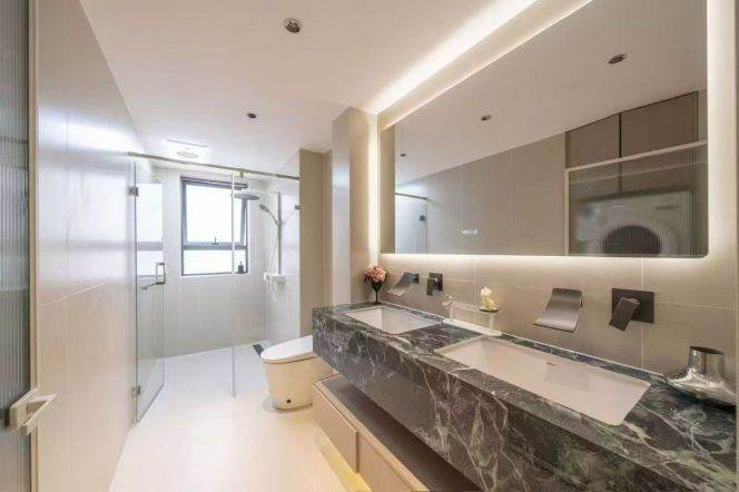 Brand new 2Br+Storage & Great view @L1