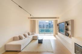 3B2B,Good View,Near Century Park station，Line 2