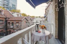  Homey studio with Balcony nr Middle Huaihai Rd     L1/10/12/13