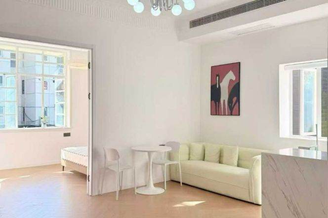 Jiaotong University Station Bright 1Br Line10/11