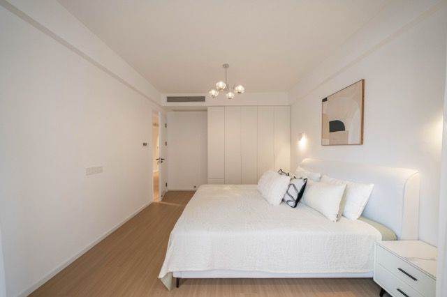 Brand new 2Br,Nr Zhong Shan Park