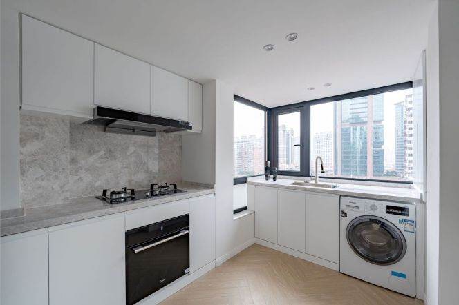 Huashan rd/The Courtyard 3br140sqm