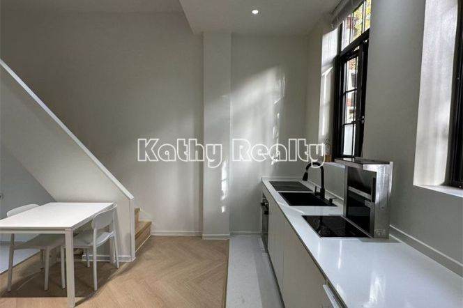 New Deco loft APT Oven ginkgo trees Shanxi(s) Rd 6.9k