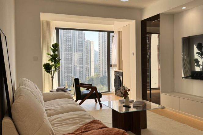 Scenic windows | Modern 3Br | Longde rd metro L11/13 | Floor heating | 18.5K