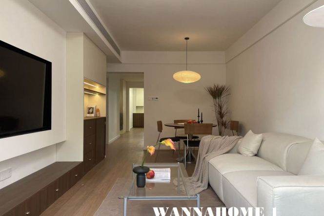 L7 Chang Ping Rd+Spacious&Bright&Modern 2bdr 1Bath Apt+Nice Balcony+West Nanjing Rd CBD