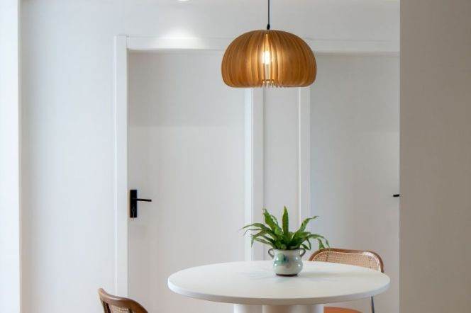 Elevator 2br with Balcony and Floor heating,Dong'an Road/Xujiahui St.