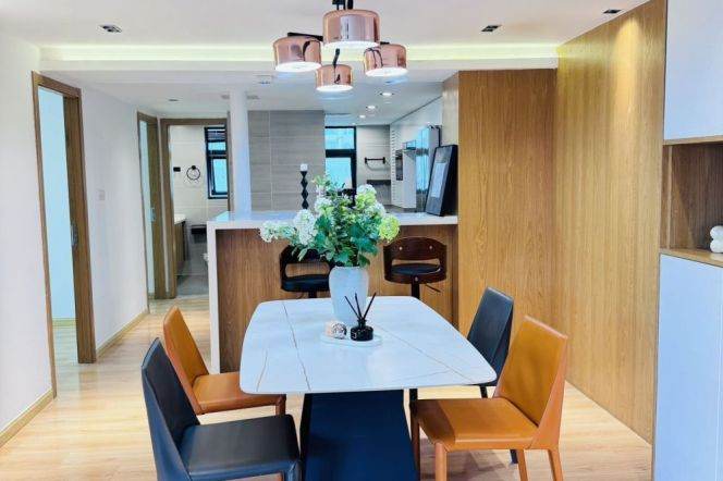 3BR 2BTH w/ Balcony nr WuDing RD M14