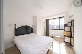 Jiaotong University-super bright- oven - comfortable stay