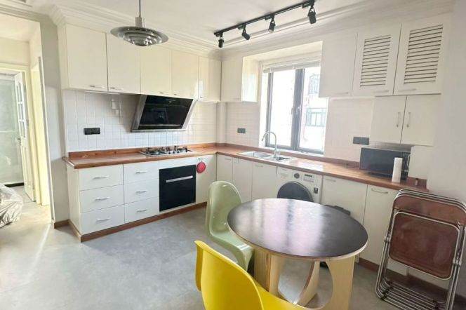 Valuable Wuxing/Zhaojiabang Rd Highrise 2BR with View/Wallheating 13.2K 