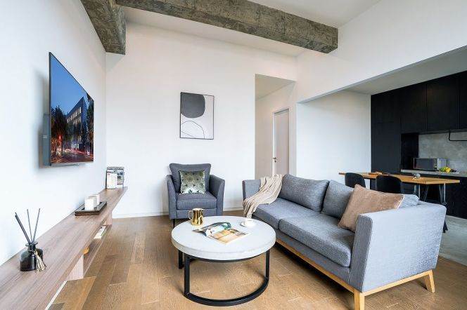 Exquisite 1br serviced apt in Pudong nr Lujiazui nr L6