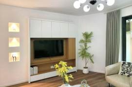 Renovated 3BR 2BA Residence in Shanghai Greentown/Century Park