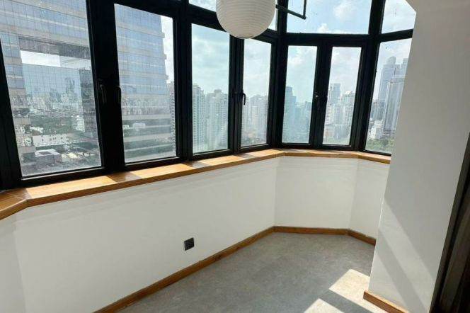 Valuable Wuxing/Zhaojiabang Rd Highrise 2BR with View/Wallheating 13.2K 