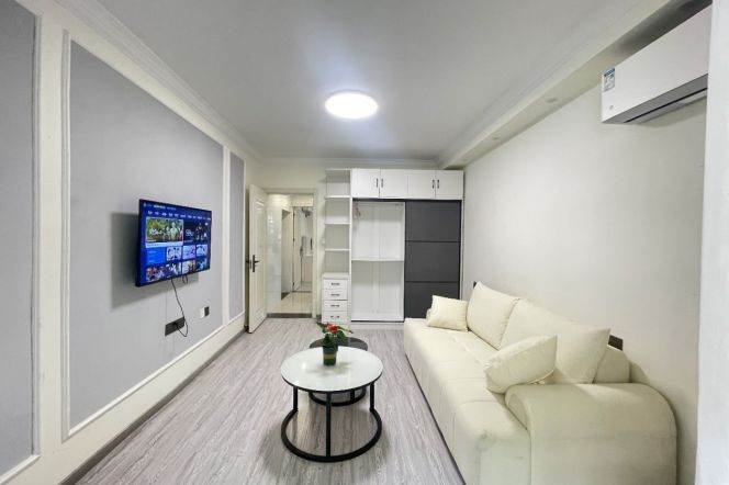 Bright 1Br/1Lr/1Bt apt nr Jiangsu rd,M2/11