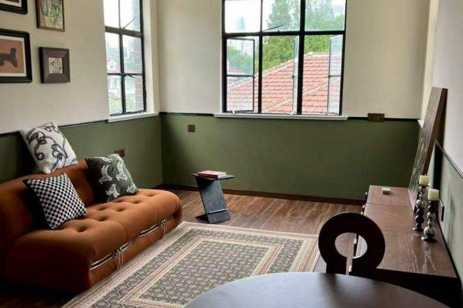 80 sqm 1 br charming house &big Windows &open kitchen/zhongshan park 9K