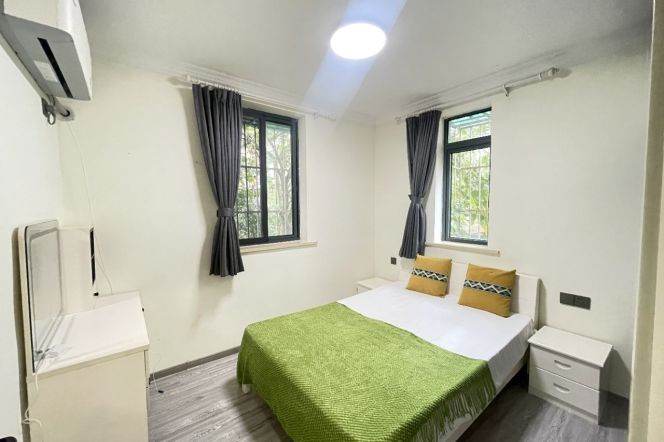 Bright 1Br/1Lr/1Bt apt nr Jiangsu rd,M2/11