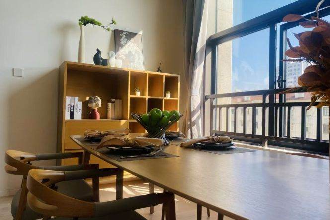 1Loft in old Xu'hui area near line 4/9/12 and Jiao'tong Uni can long and short lease