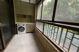 New house, Zhonghai Jianguo Li, rare duplex, super large space with basement，L 8-10