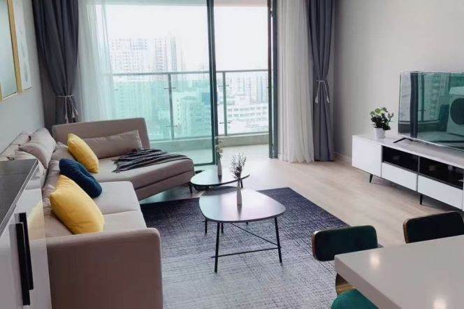 Xujiahui elevator 2BR with balcony