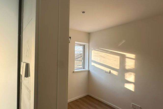 Nice terrace 2Brs/2Lrs/1Bt apt nr Jiangsu rd,M2/11