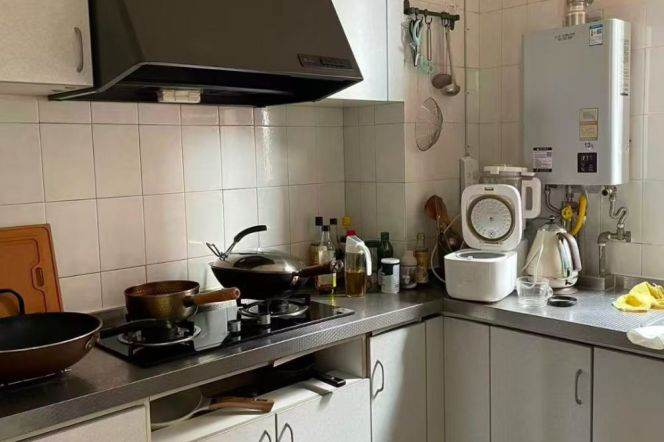 Full furnished 1br & elevator/private terrace @ Jiaotong Univer &Line10/11