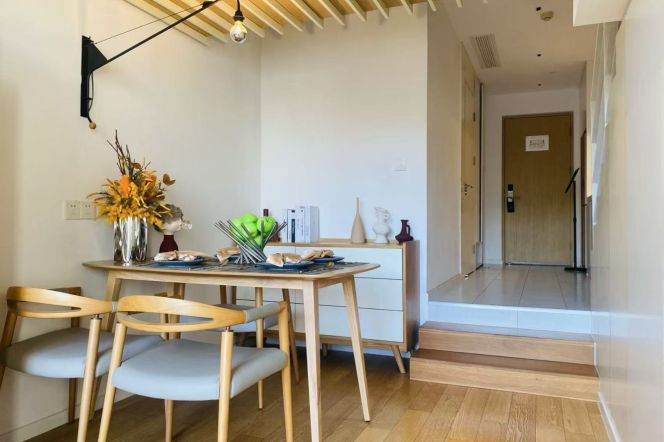 1Loft in Xu'hui near Zhong'shan Hospital and line 9/12 Jia'shan Rd can long and short lease