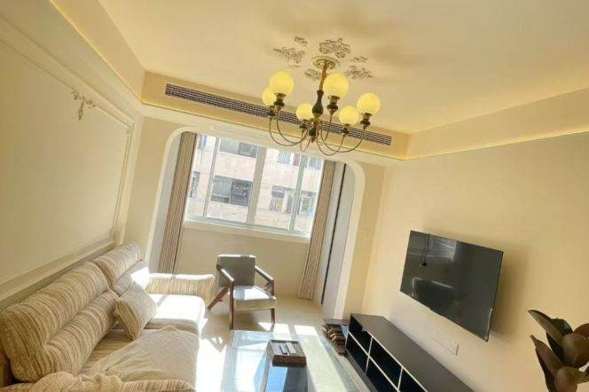 Modern n Bright 1br with floor heating nr Jiaotong University M10/11    Q1610