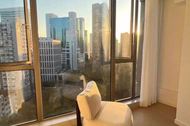 Hanzhong Rd metro/2br1bt/central AC/floor heat/dishwasher/oven