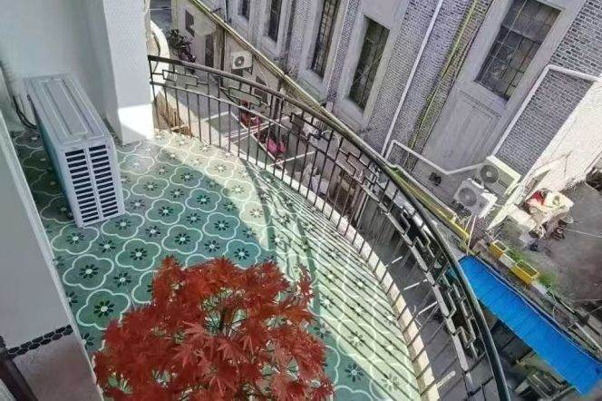 2 br charming old house &lovely terrace/Julu rd only 10K