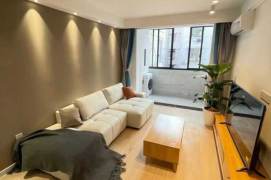 Jiangsu rd 1BR 2LR@L2/11,bright room/cozy&quiet/big living room