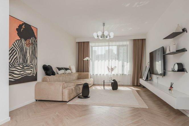 Zhongshan Park/2br1bt/central AC/floor heat/oven