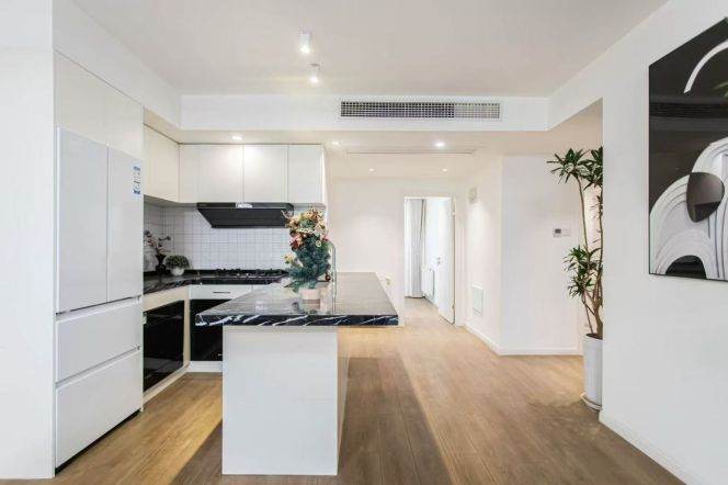 modern 3brs floor heating near Zhong shan park line 2,3,4 and Raffles city 