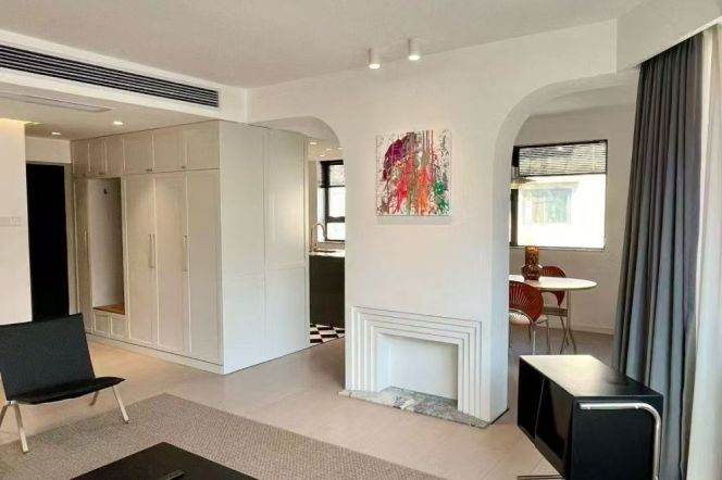 Jiangsu station spacious & nice 2br good situation with 15k