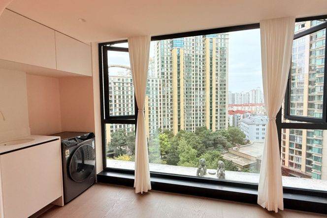 Brand New 3Brm With Floor Heating Near Line 2/3/4 Zhongshan Park