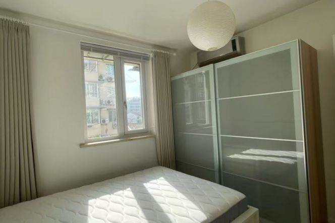 Bright 1br near Jing'an Temple