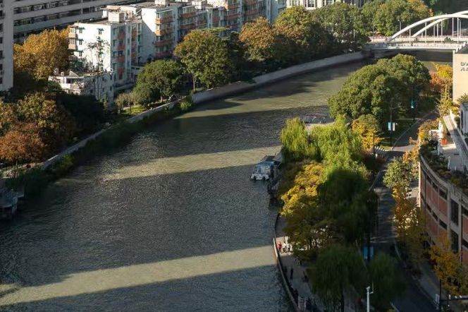 modern big 3brs floor heating good river view balcony beside Su zhou river line 1,2,8