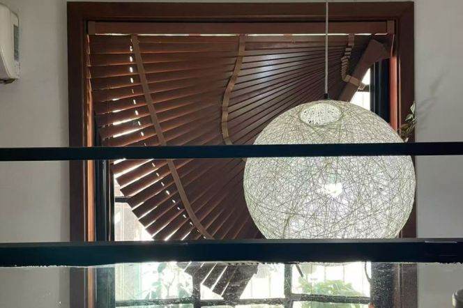 afforadbale apartment- loft style- shanghai lane house- nice location at Anfu Road