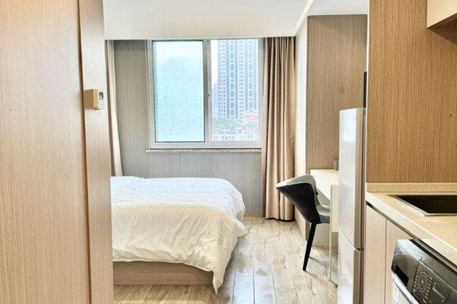 1Studio with elevator near line 10 Yu Garden can long and short term lease